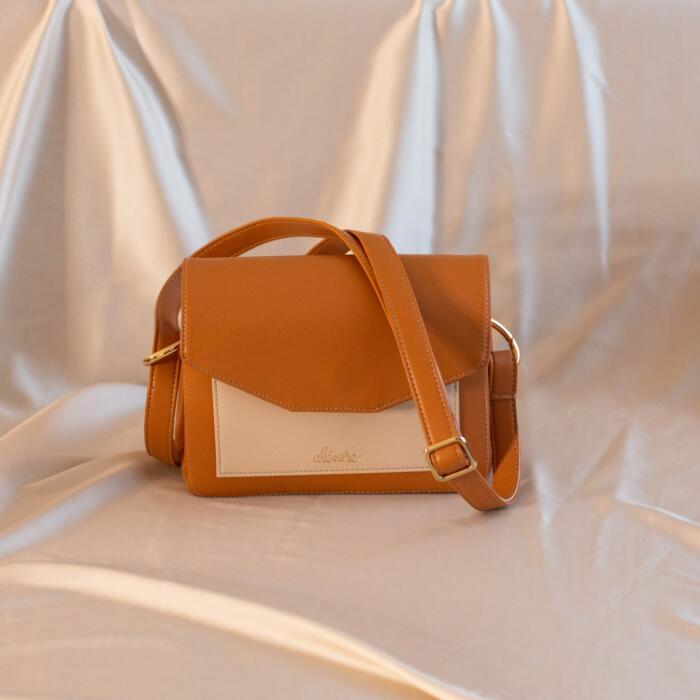 Sac Pâquerette camel noisette Bandoulières amovibles Alénore Maroquinerie Végane et végétale made in France