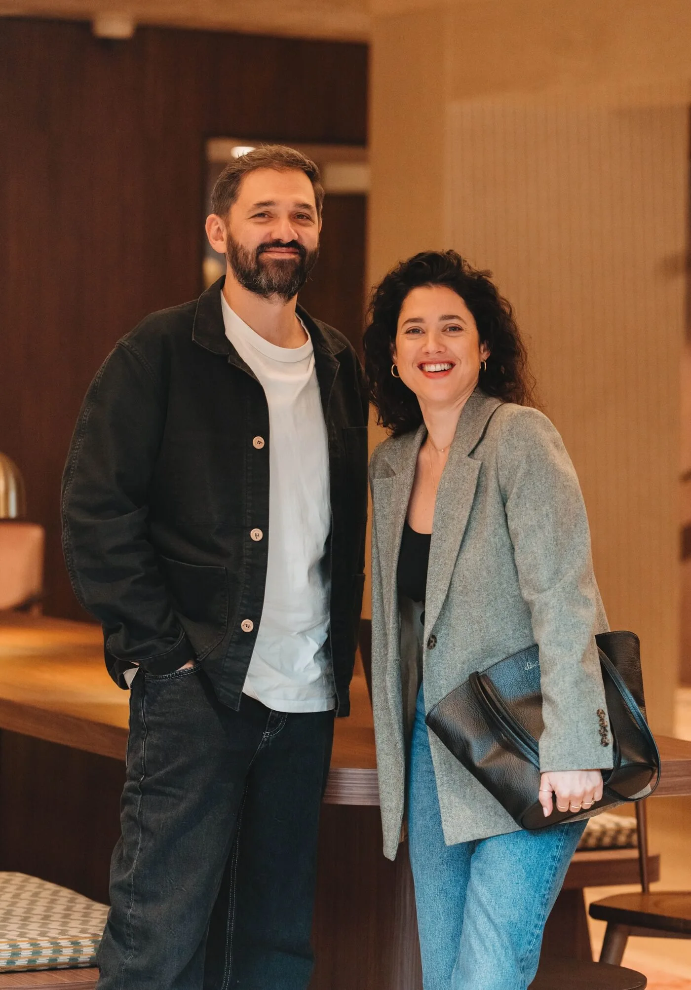 Les deux associés d’Alénore, marque de maroquinerie végétale et fabrication française