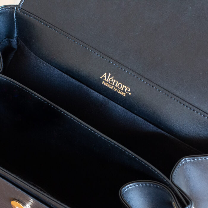 Intérieur du Maxi Pâquerette Noir et croco. Sac 100% végane en toile végétale, fabriqué en France – Alénore