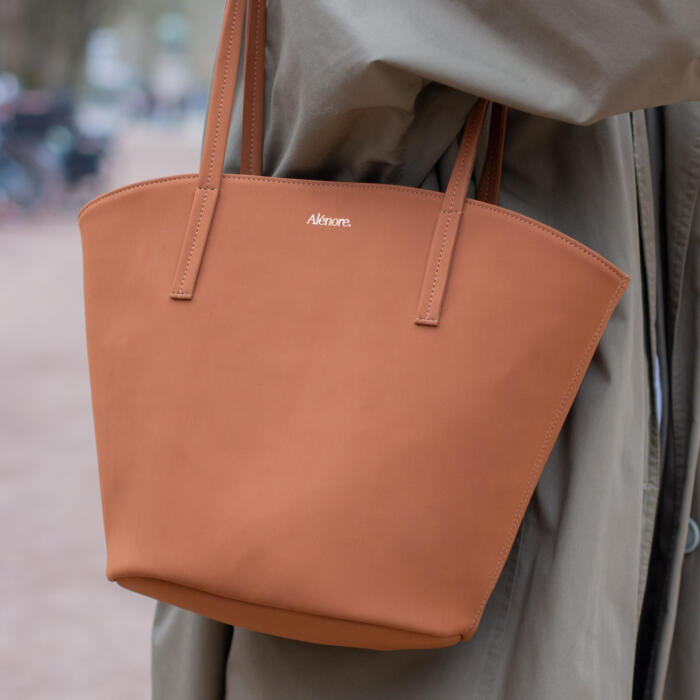 alenore-cabas-minimimosa-nubuck-focus alenore-cabas-minimimosa-nubuck-focus